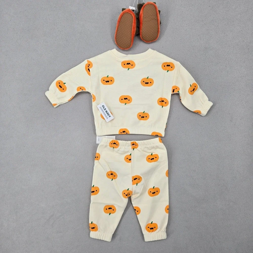 Old Navy Baby Unisex NWT 3-6M 2 pc Pumpkin Jogger & Booties Halloween Set